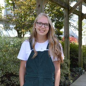 Meet your Posher, Lilly